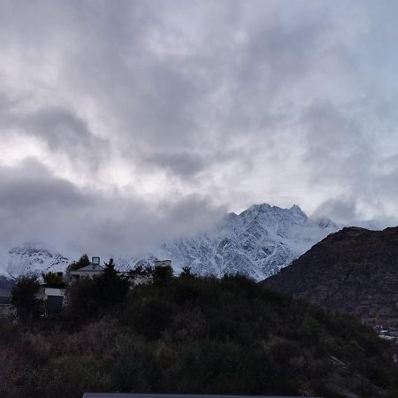 Alpine Village Views Queenstown Buitenkant foto