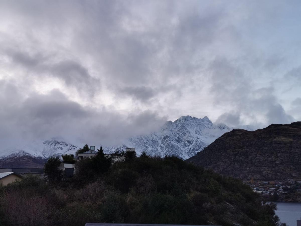 Alpine Village Views Queenstown Buitenkant foto
